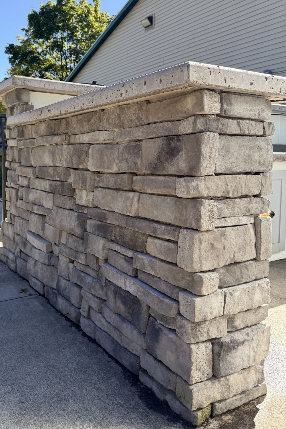 Stone Veneer - Stack Stone Cool Gray - Mountain View Stone