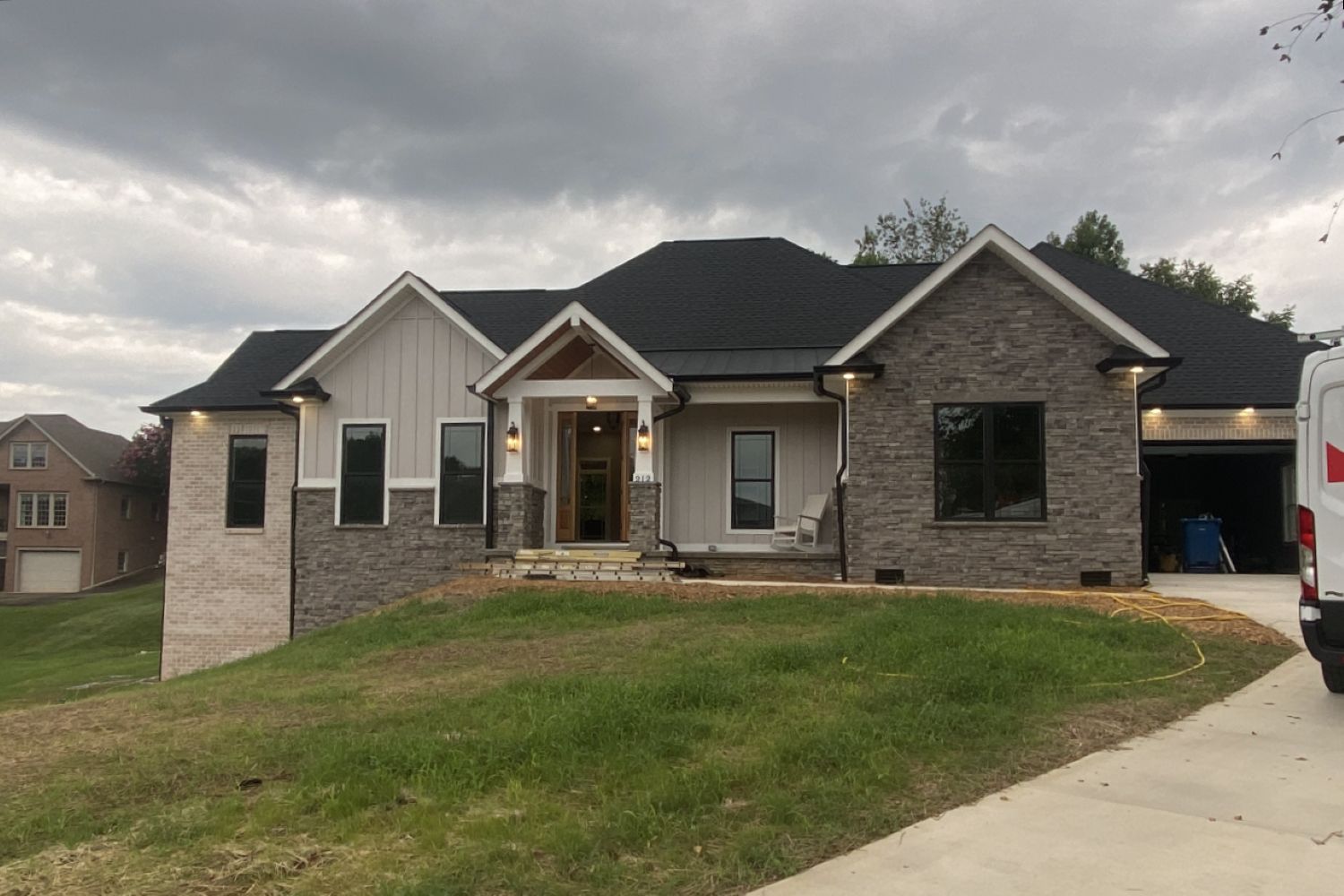Stone Veneer - Stack Stone Cool Gray - Mountain View Stone