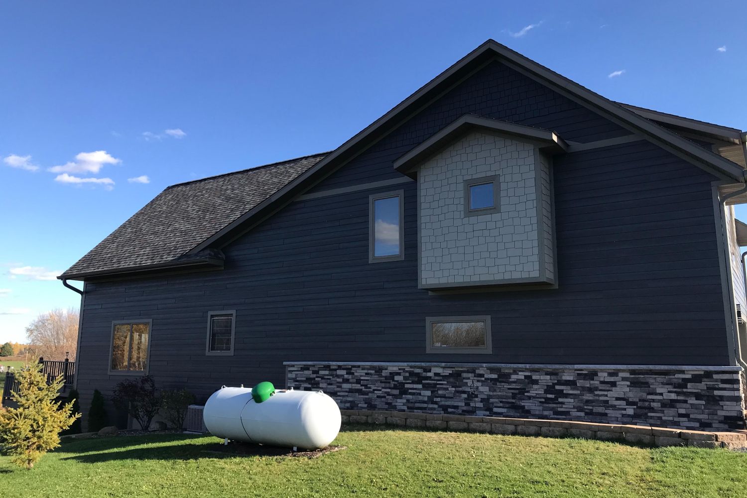 Stone Veneer - Stack Stone Glacier - Mountain View Stone