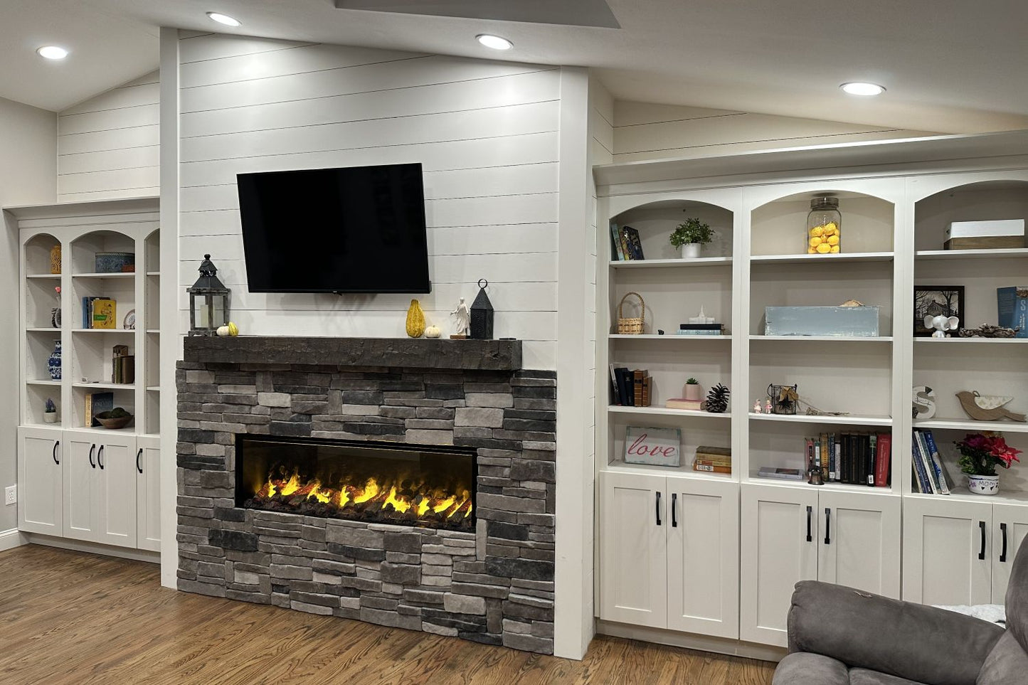 Stone Veneer - Stack Stone Glacier - Mountain View Stone