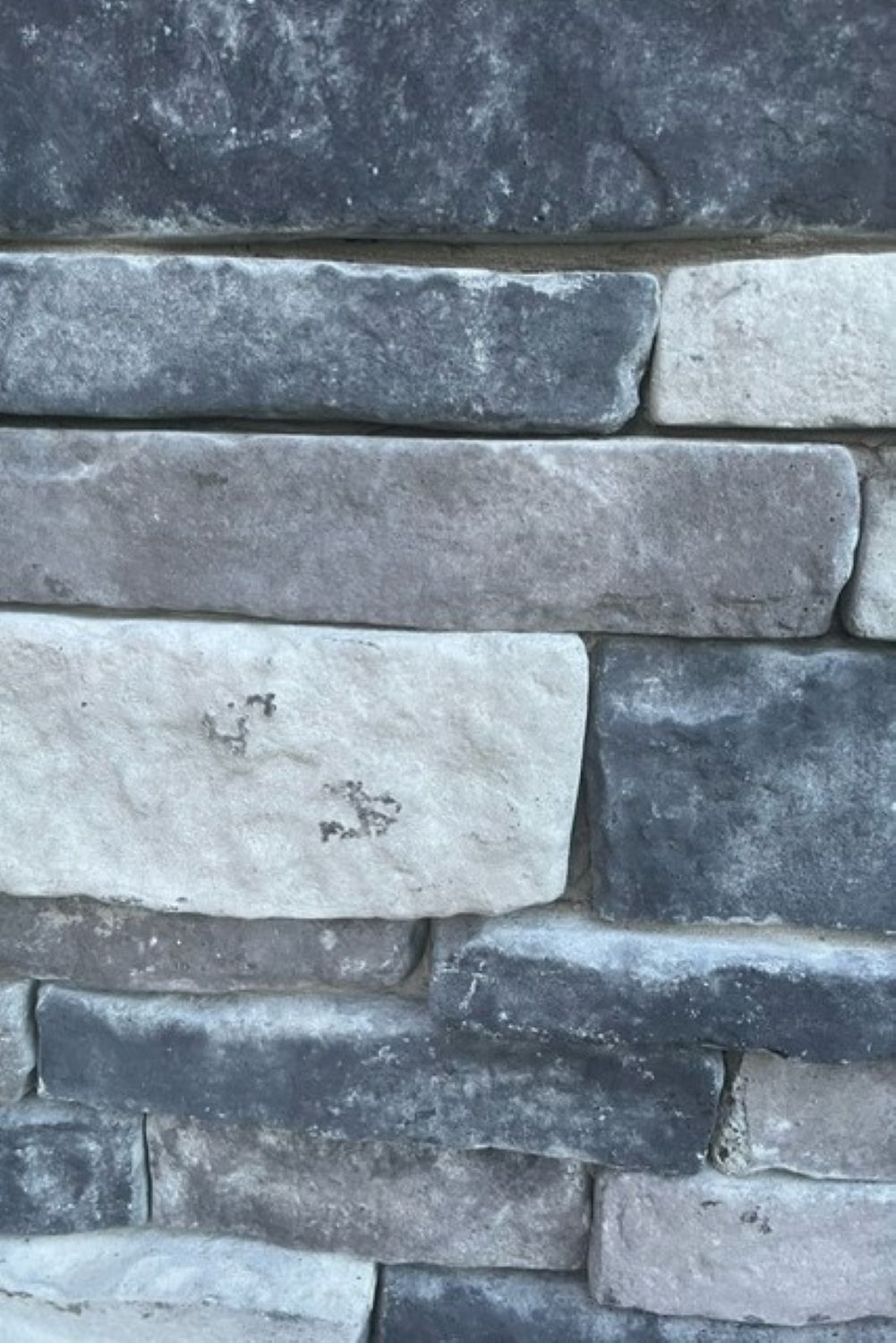 Stone Veneer - Stack Stone Glacier - Mountain View Stone