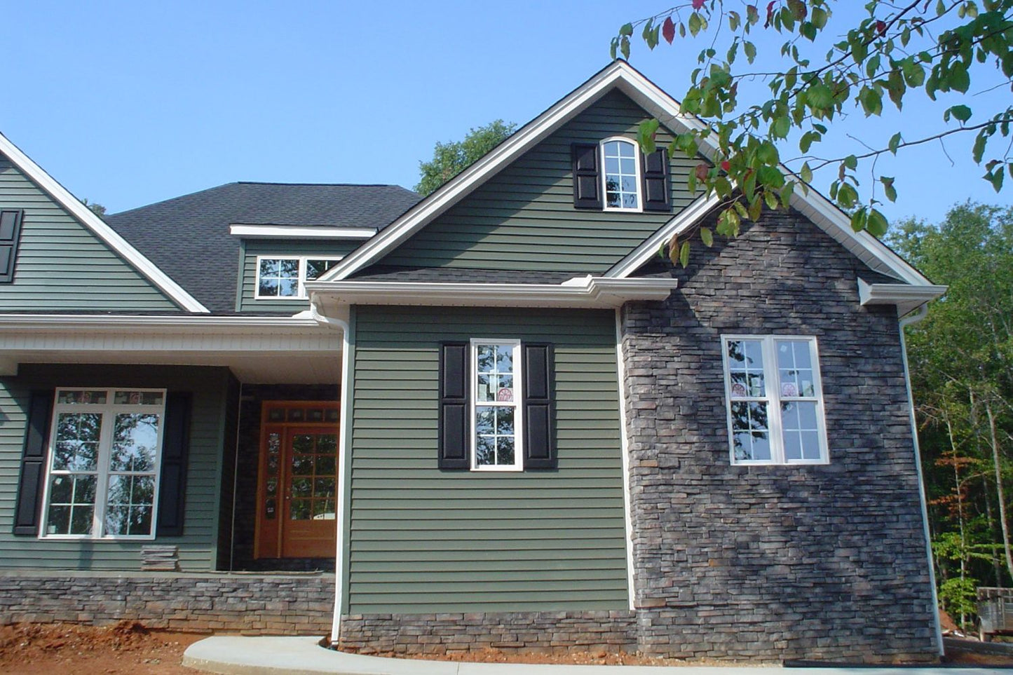 Stone Veneer - Stack Stone Midnight - Mountain View Stone