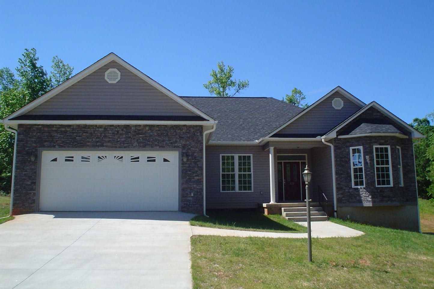 Stone Veneer - Stack Stone Midnight - Mountain View Stone