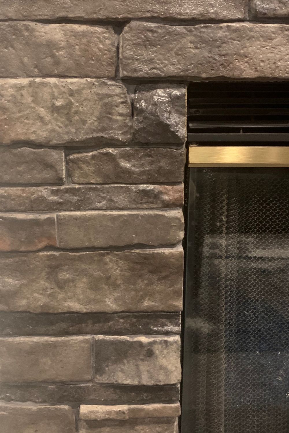 Stone Veneer - Stack Stone Midnight - Mountain View Stone