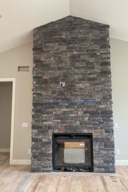 Stone Veneer - Stack Stone Midnight - Mountain View Stone