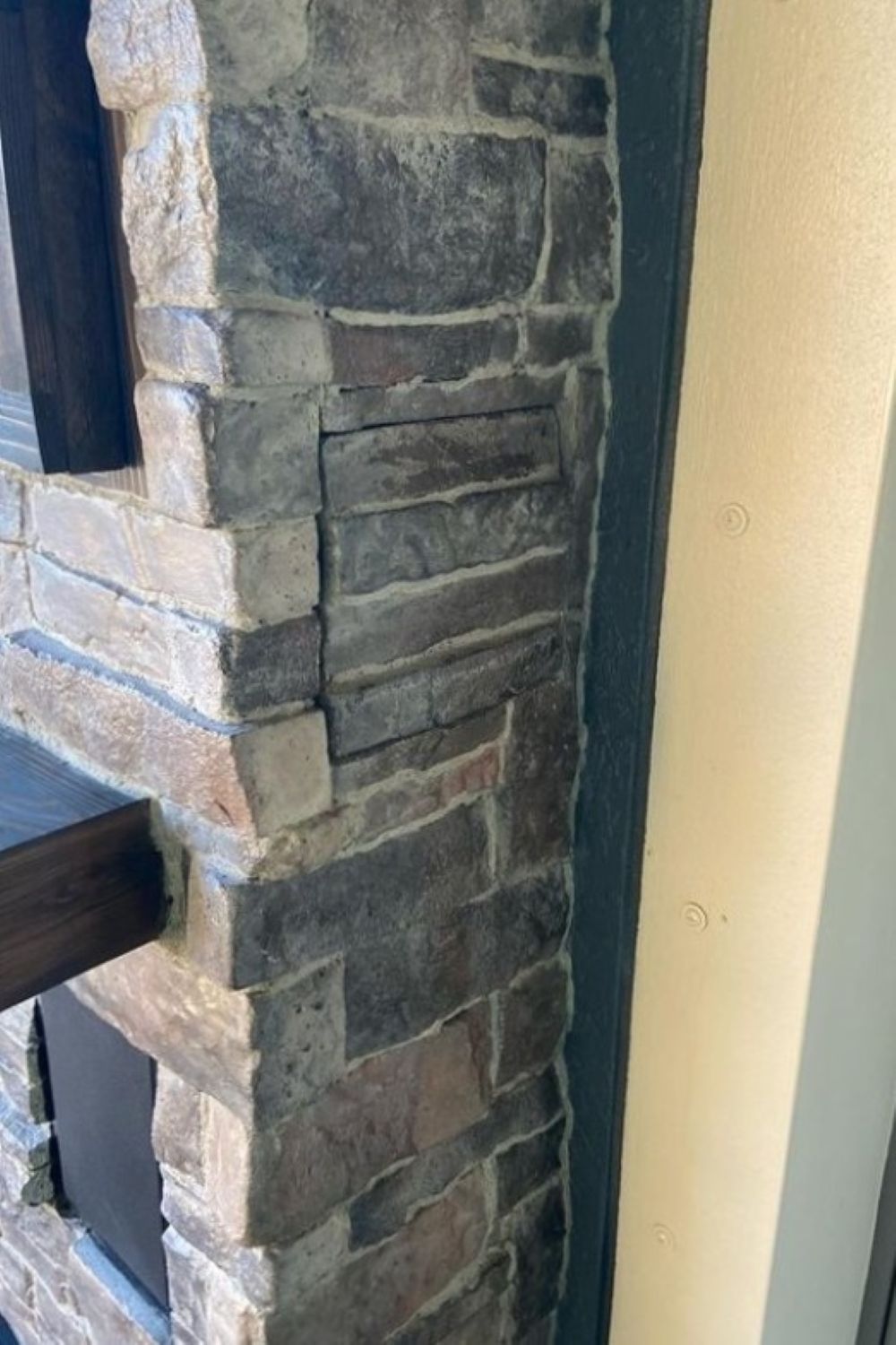 Stone Veneer - Stack Stone Midnight - Mountain View Stone