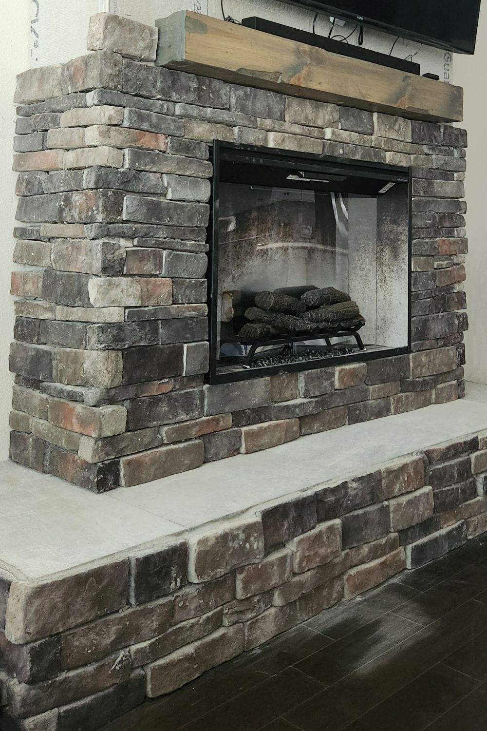 Stone Veneer - Stack Stone Midnight - Mountain View Stone