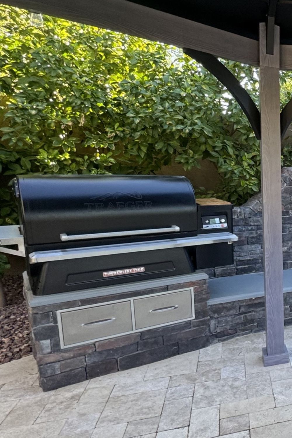 Stone Veneer - Stack Stone Midnight - Mountain View Stone