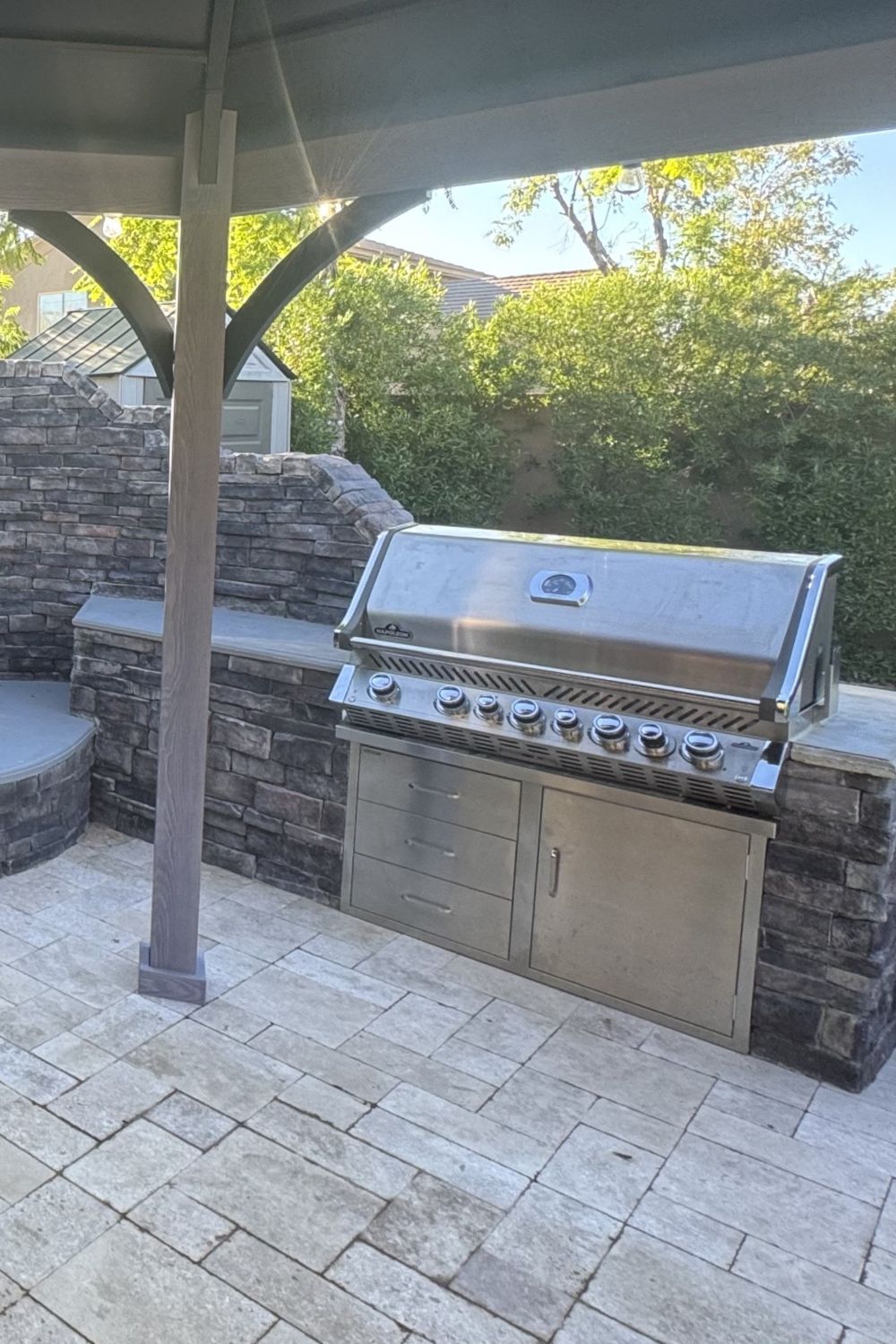 Stone Veneer - Stack Stone Midnight - Mountain View Stone