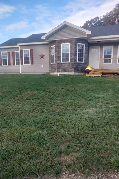 Stone Veneer - Stack Stone Midnight - Mountain View Stone