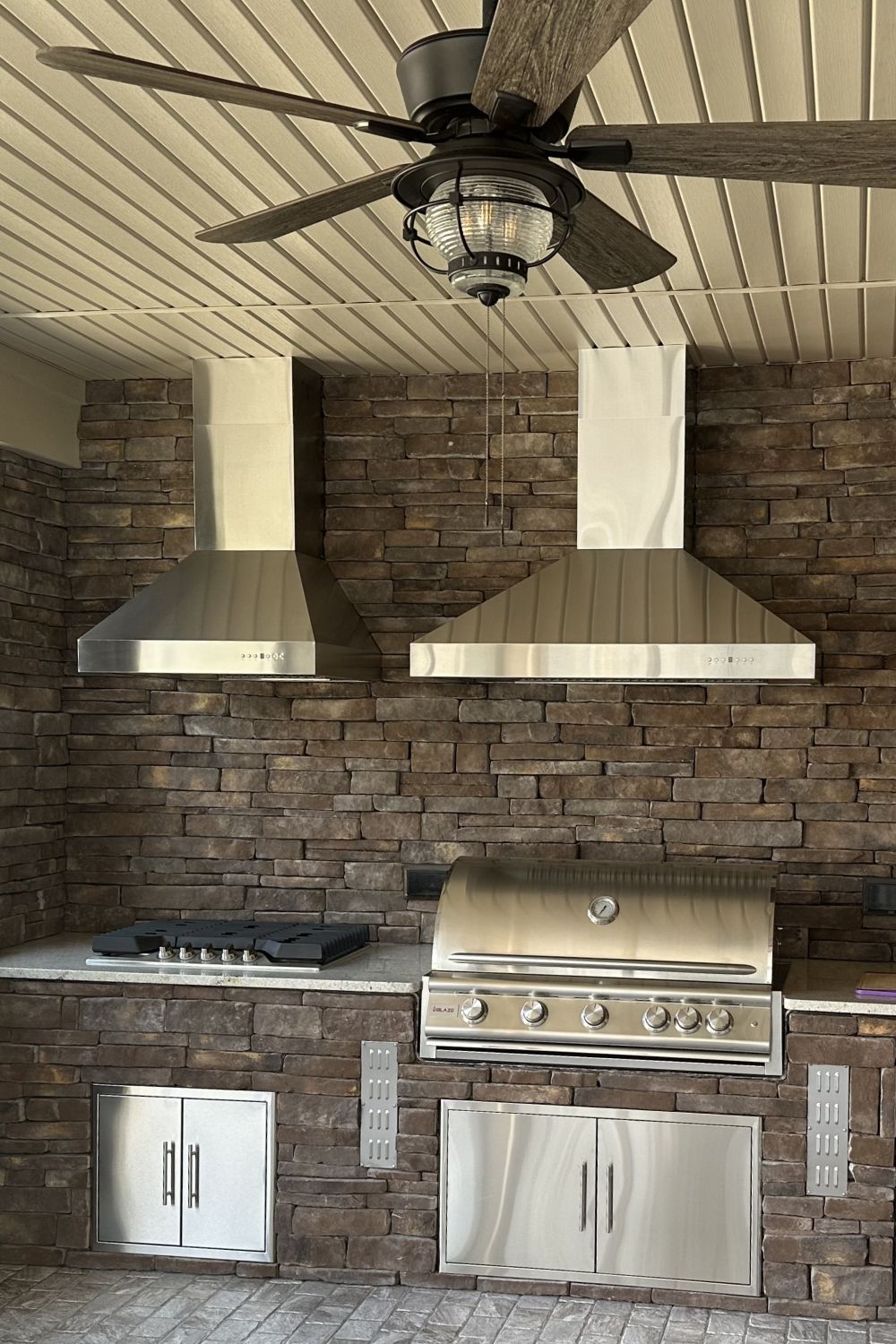 Stone Veneer - Stack Stone Outback - Mountain View Stone