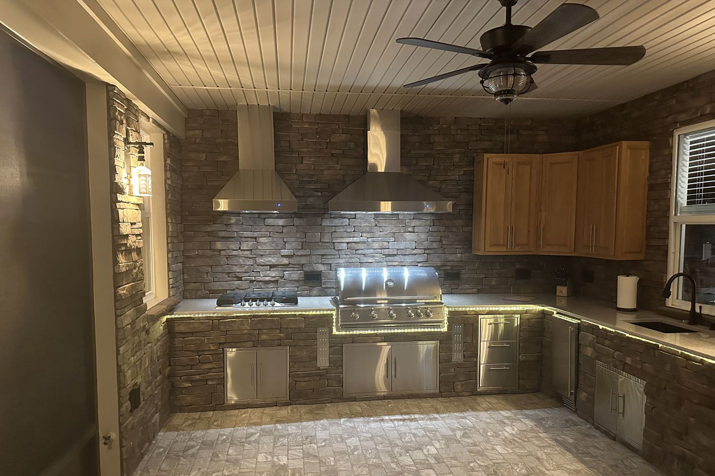 Stone Veneer - Stack Stone Outback - Mountain View Stone