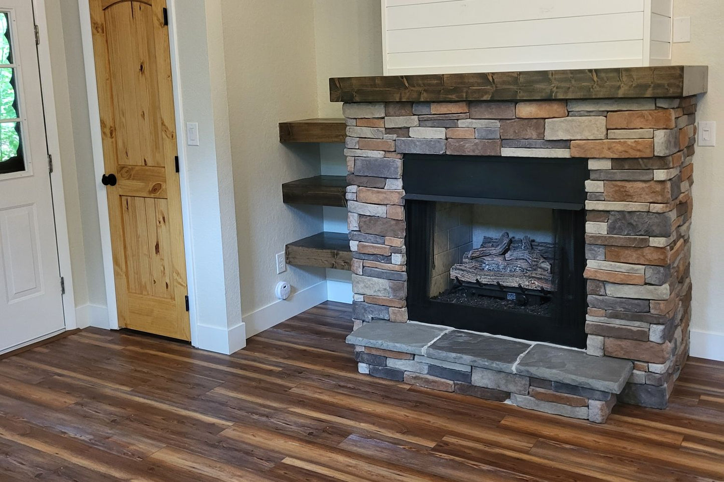 Stone Veneer - Stack Stone Ozark - Mountain View Stone