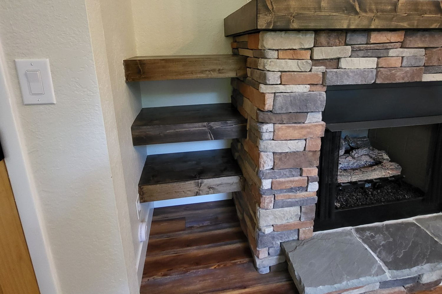 Stone Veneer - Stack Stone Ozark - Mountain View Stone