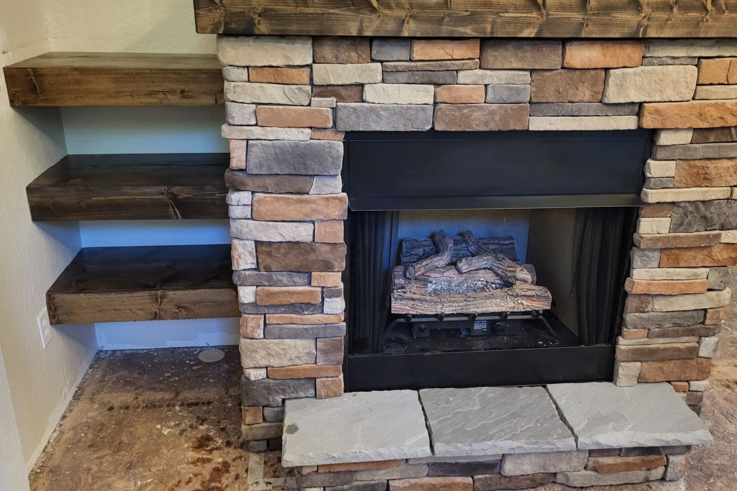 Stone Veneer - Stack Stone Ozark - Mountain View Stone