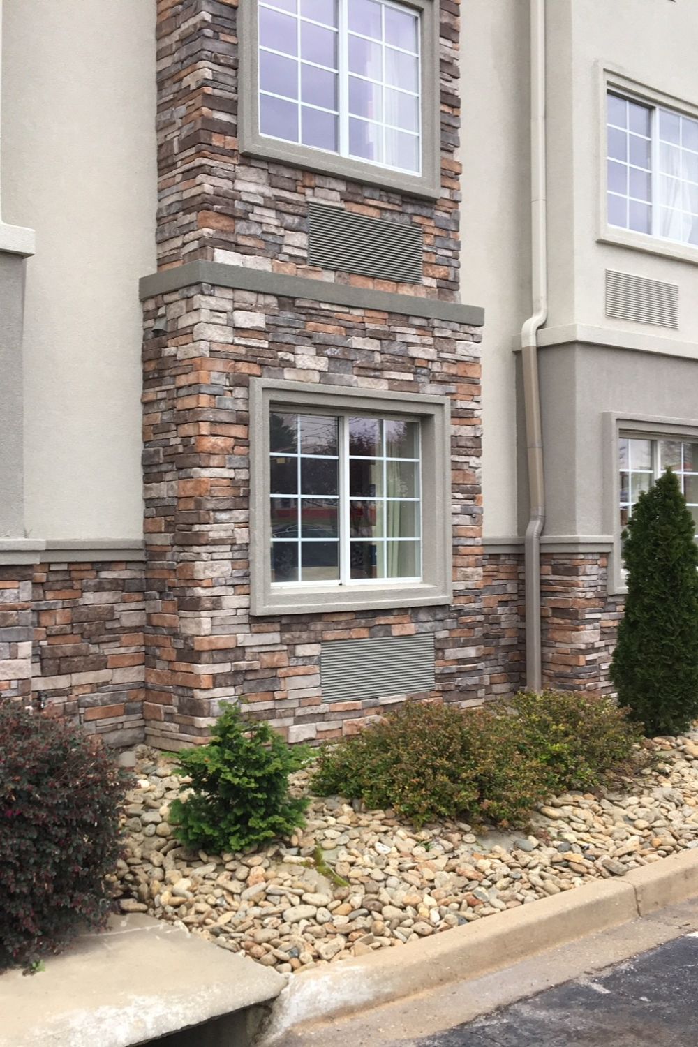 Stone Veneer - Stack Stone Ozark - Mountain View Stone