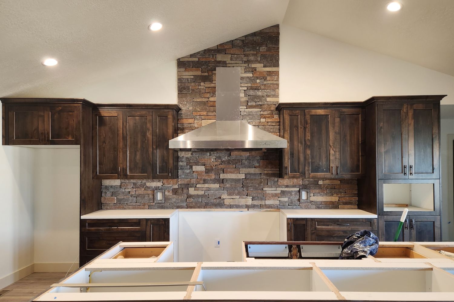 Stone Veneer - Stack Stone Ozark - Mountain View Stone