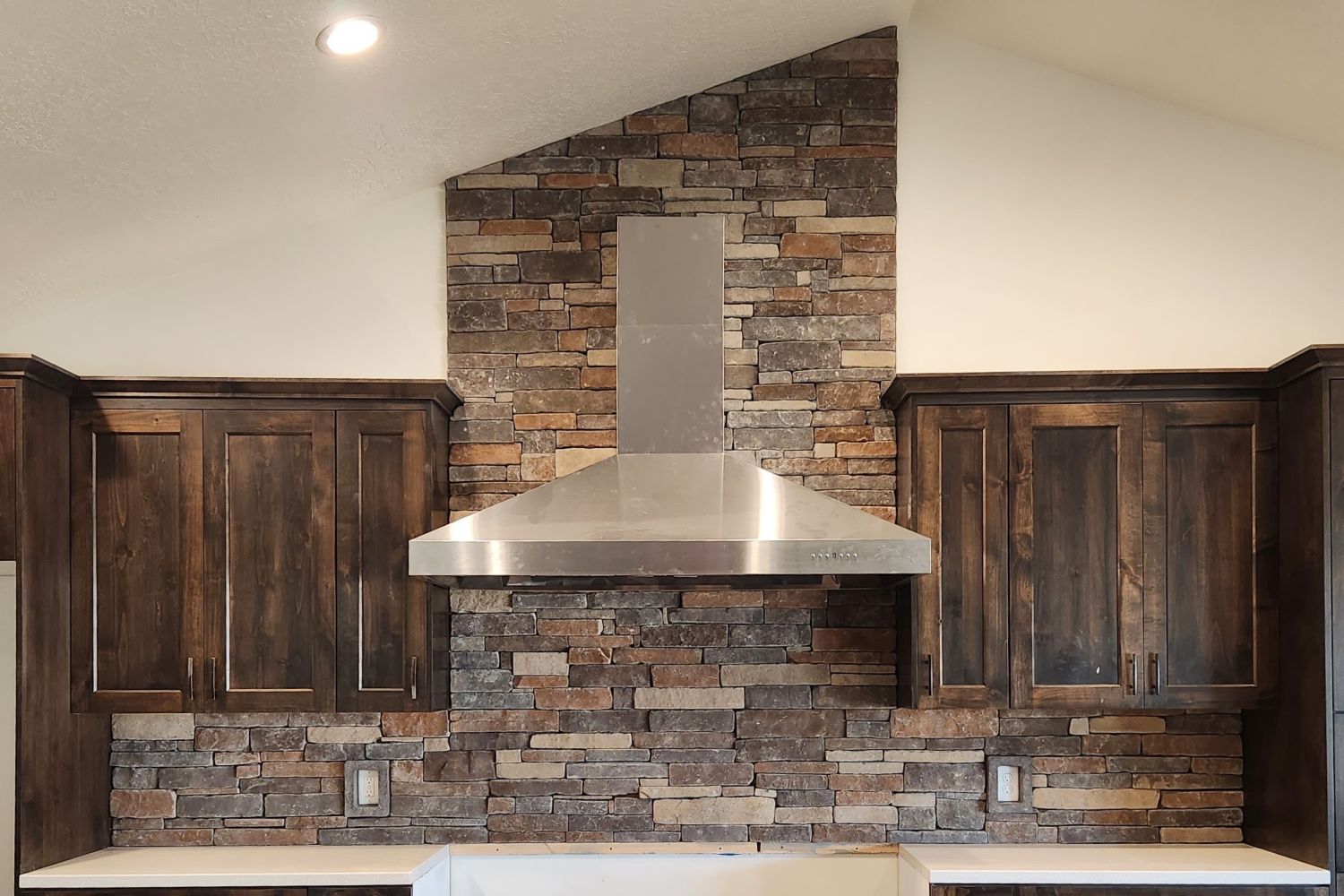 Stone Veneer - Stack Stone Ozark - Mountain View Stone