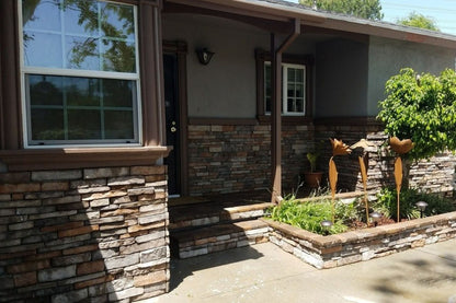 Stone Veneer - Stack Stone Ozark - Mountain View Stone